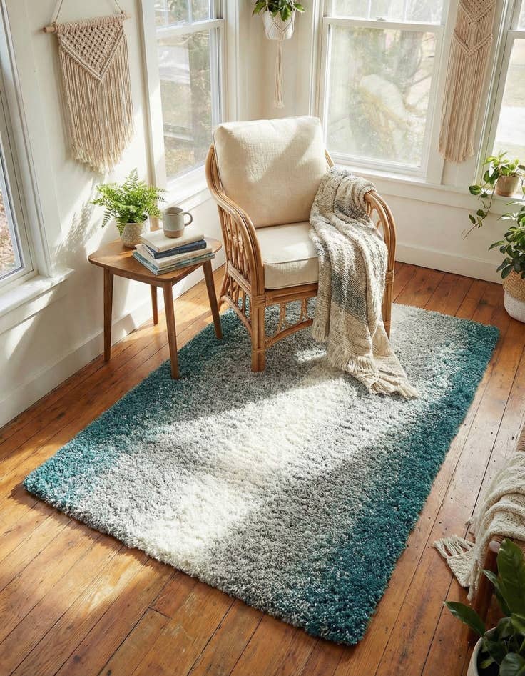 Detail image of 3' 3 x 5' 3 Soft Touch Shag Rug