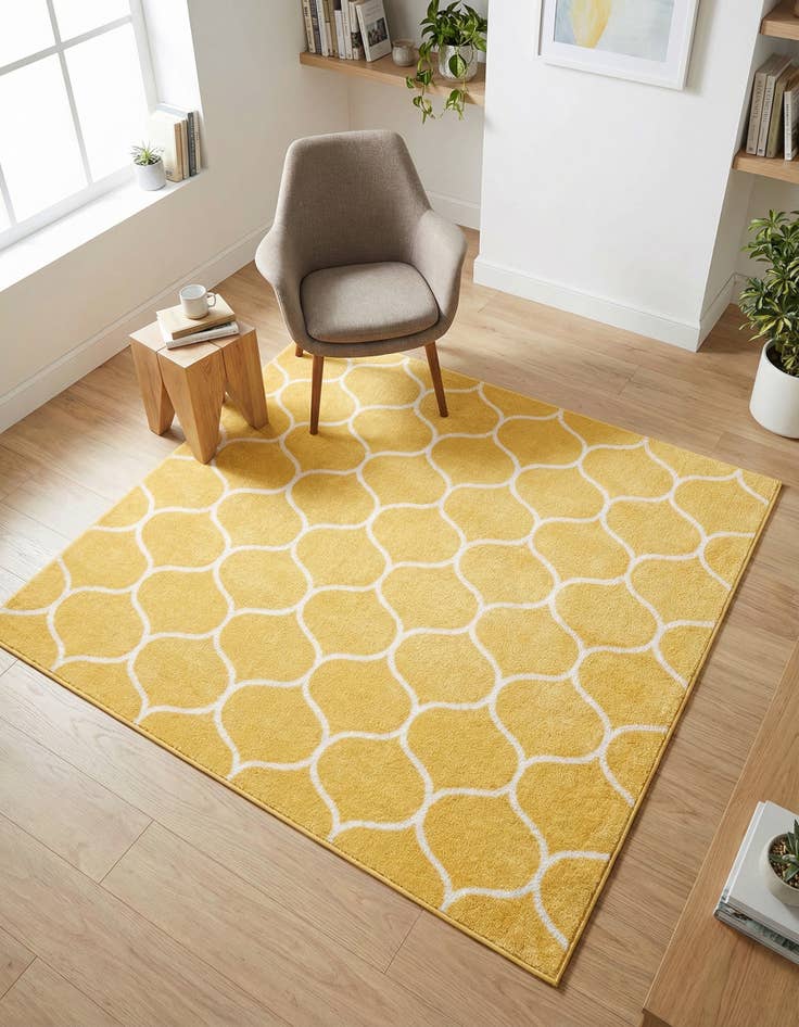 Detail image of 5' 3 x 5' 3 Lattice Frieze Square Rug