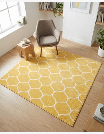 Yellow Lattice Frieze Square Rug