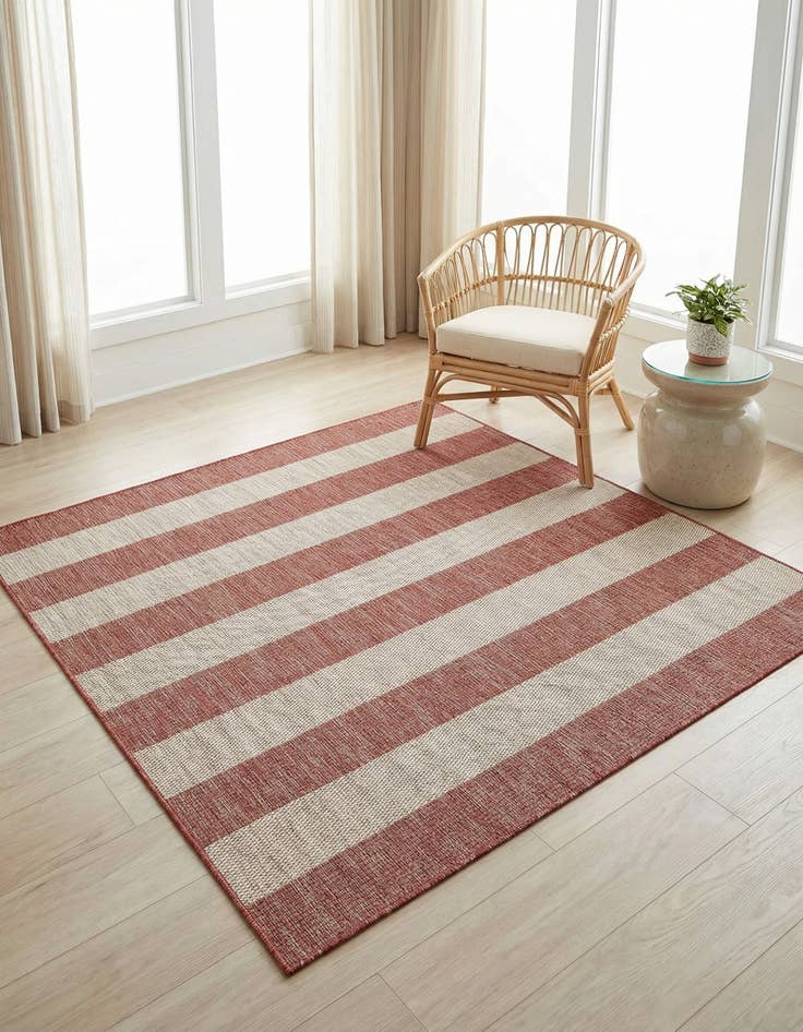 Detail image of 5' 3 x 5' 3 Washable Ribbon Indoor / Outdoor Square Rug