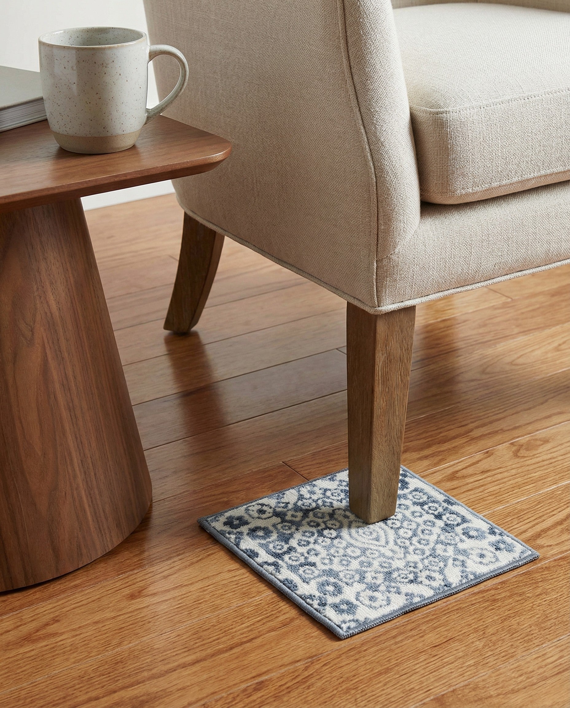 1' 4 x 1' 4 Oxford Sample Rug
