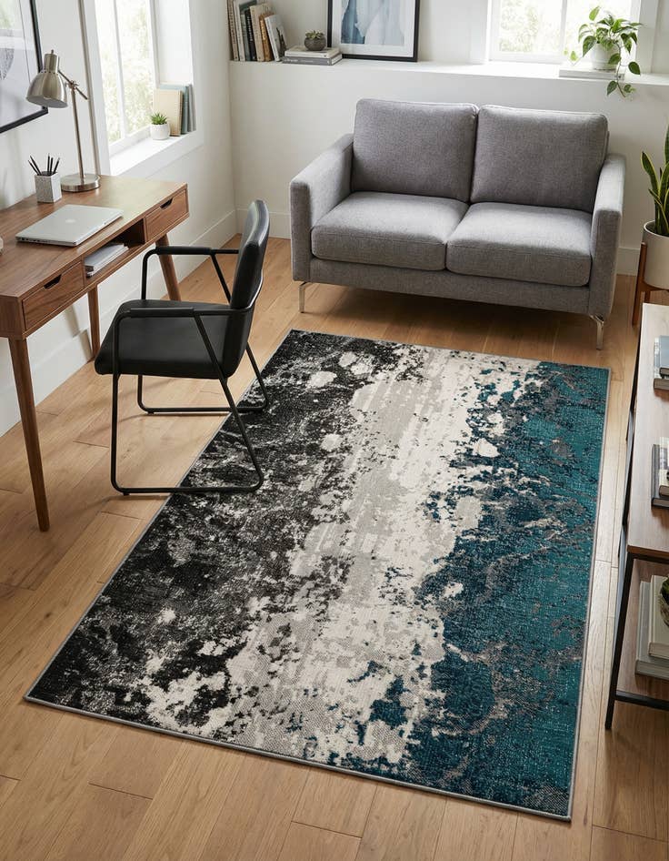 Detail image of 3' 3 x 5' 3 Valencia Rug