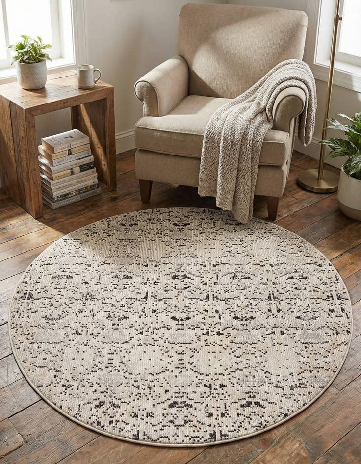 Detail image of 4' x 4' Amulet Round Rug