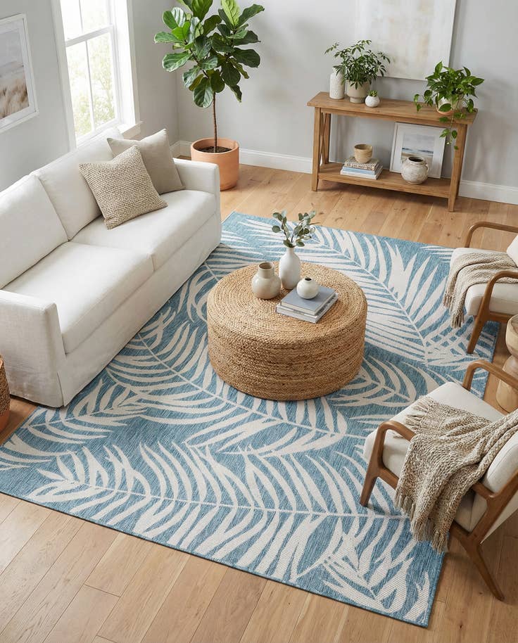 Detail image of 7' x 10' Easy-Clean Botanical Indoor / Outdoor Rug