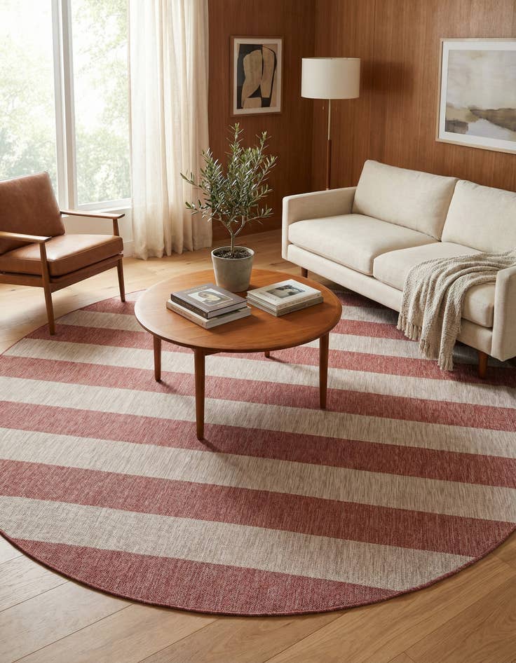 Detail image of 12' x 12' Easy-Clean Ribbon Indoor / Outdoor Round Rug
