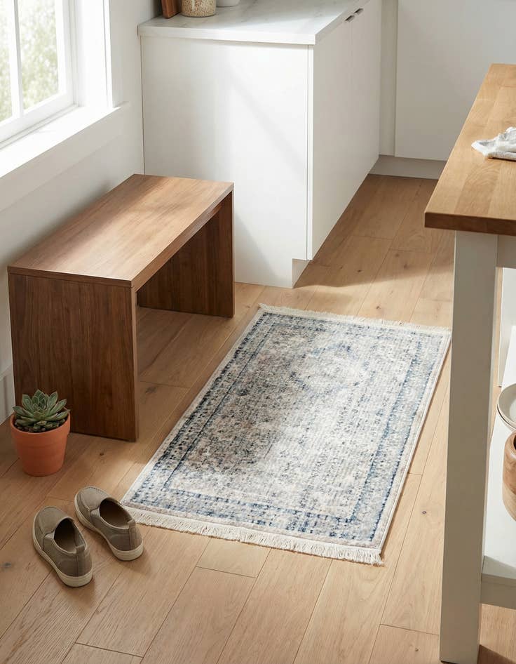 Detail image of 2' 2 x 3' Noble Rug