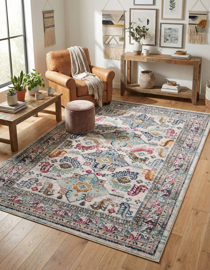 Detail image of 5' x 7' 10 Budapest Rug