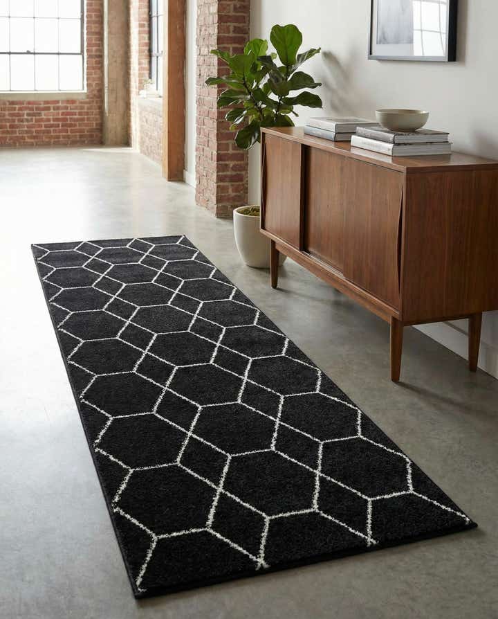 2' x 10' Lattice Frieze Runner Rug
