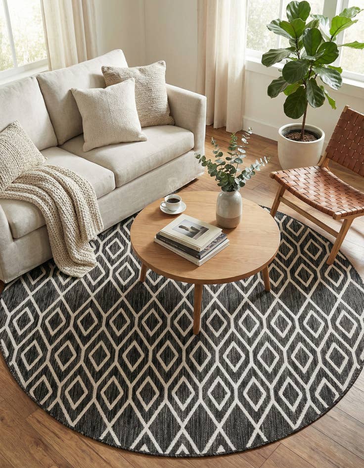 Detail image of 6' 7 x 6' 7 Washable Jill Zarin Turks and Caicos Indoor / Outdoor Round Rug