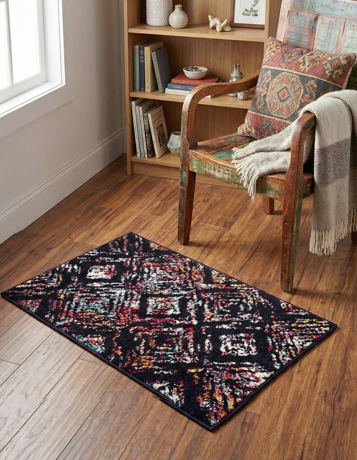 Detail image of 2' x 3' Carrington Rug