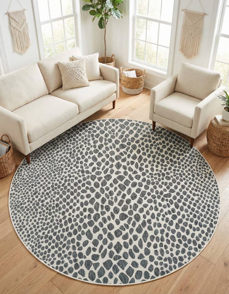 Detail image of 6' 7 x 6' 7 Washable Jill Zarin Cape Town Indoor / Outdoor Round Rug
