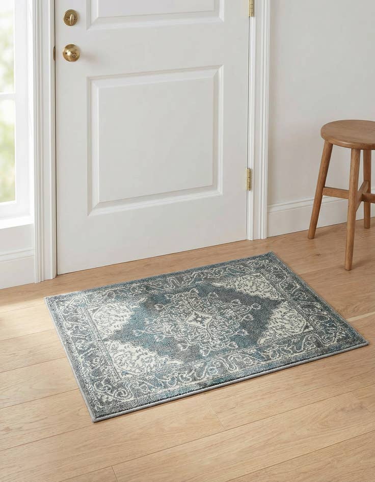 Detail image of 2' x 3' Aria Rug