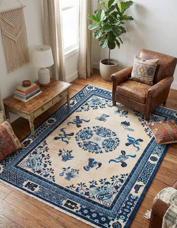 Detail image of 5' 1 x 7' 10 Boutique Rug