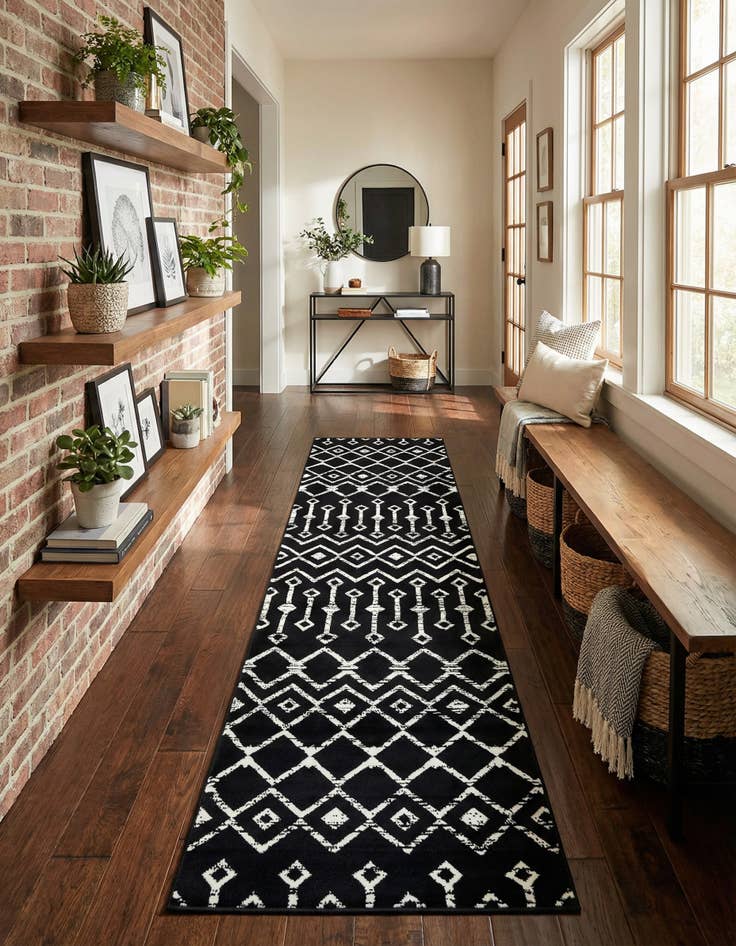 Detail image of 2' 6 x 8' 2 Kasbah Trellis Runner Rug