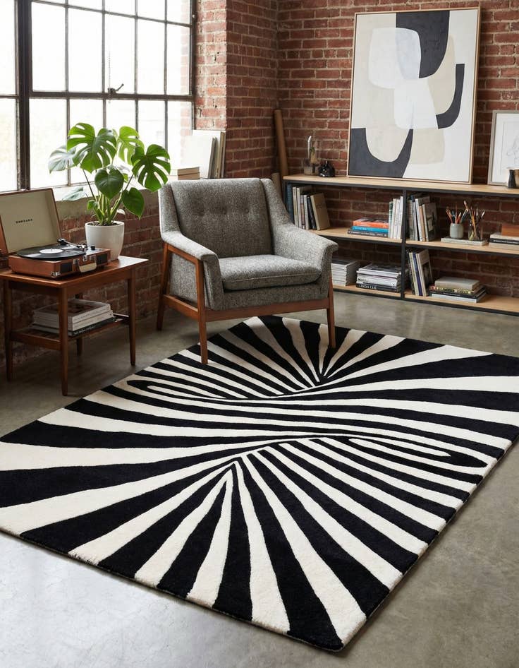 Detail image of 4' 1 x 6' 1 Vortex Wool Rug