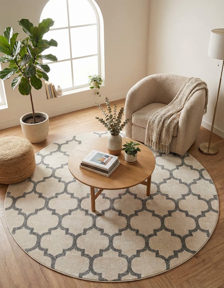 7' 10 x 7' 10 Lattice Round Rug
