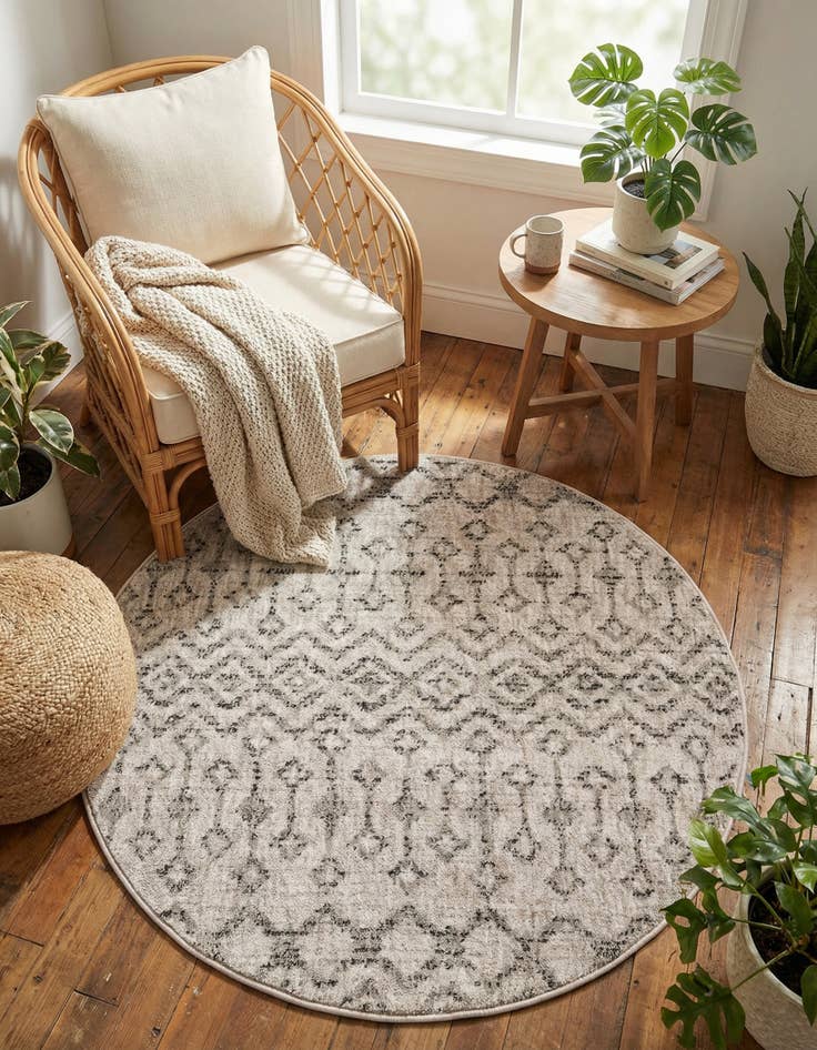 Detail image of 3' 3 x 3' 3 Eco Trellis Round Rug