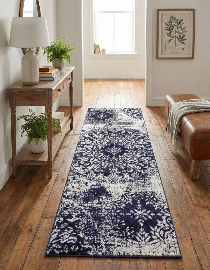 Detail image of 2' x 6' 7 Monte Carlo Runner Rug