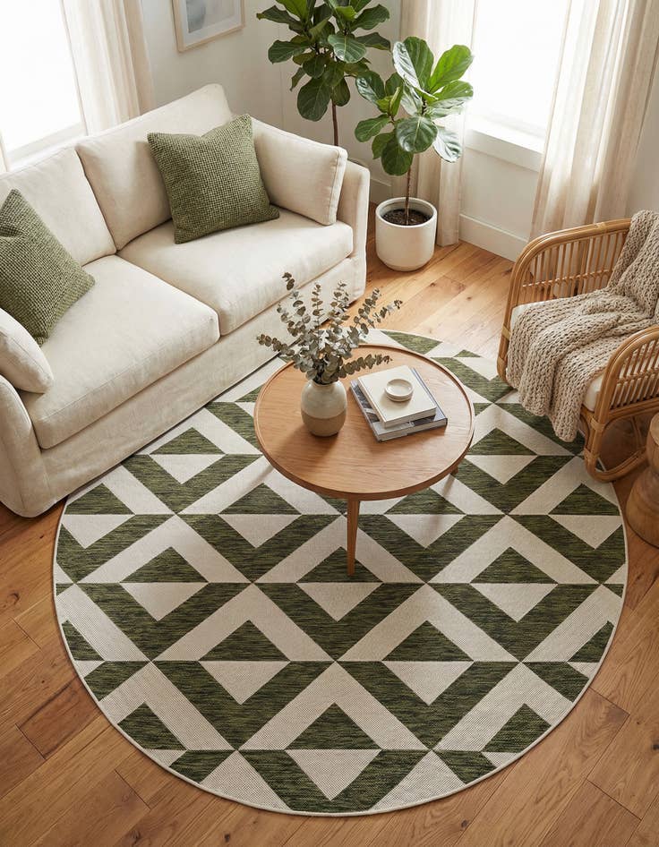 Detail image of 7' x 7' Easy-Clean Jill Zarin Indoor / Outdoor Round Rug