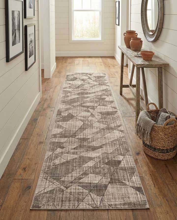2' 7 x 12' Silta Runner Rug