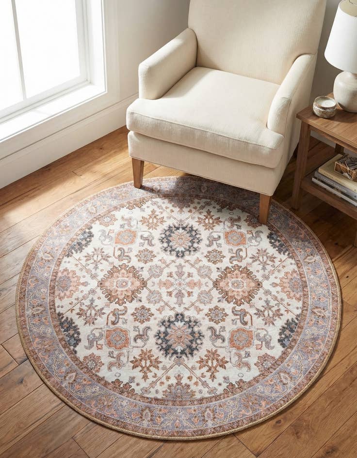 Detail image of 3' 6 x 3' 6 Timeless Round Rug
