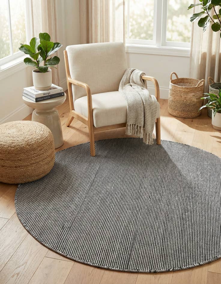 Detail image of  5' 1 x 5' 1  Washable Jill Zarin Palm Springs Indoor / Outdoor Round Rug