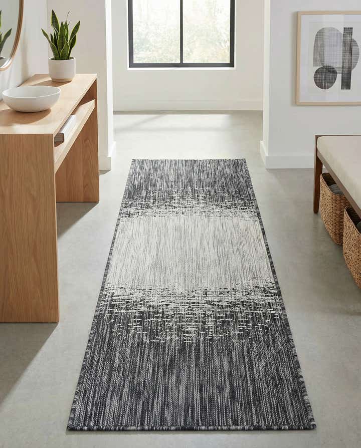 2' x 6' Easy-Clean Modern Indoor / Outdoor Runner Rug