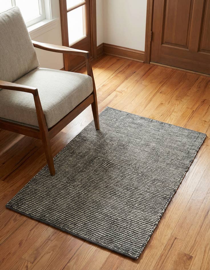 Detail image of 2' 2 x 3' 1 Hand Woven Jill Zarin English Manor Farmhouse Wool Rug