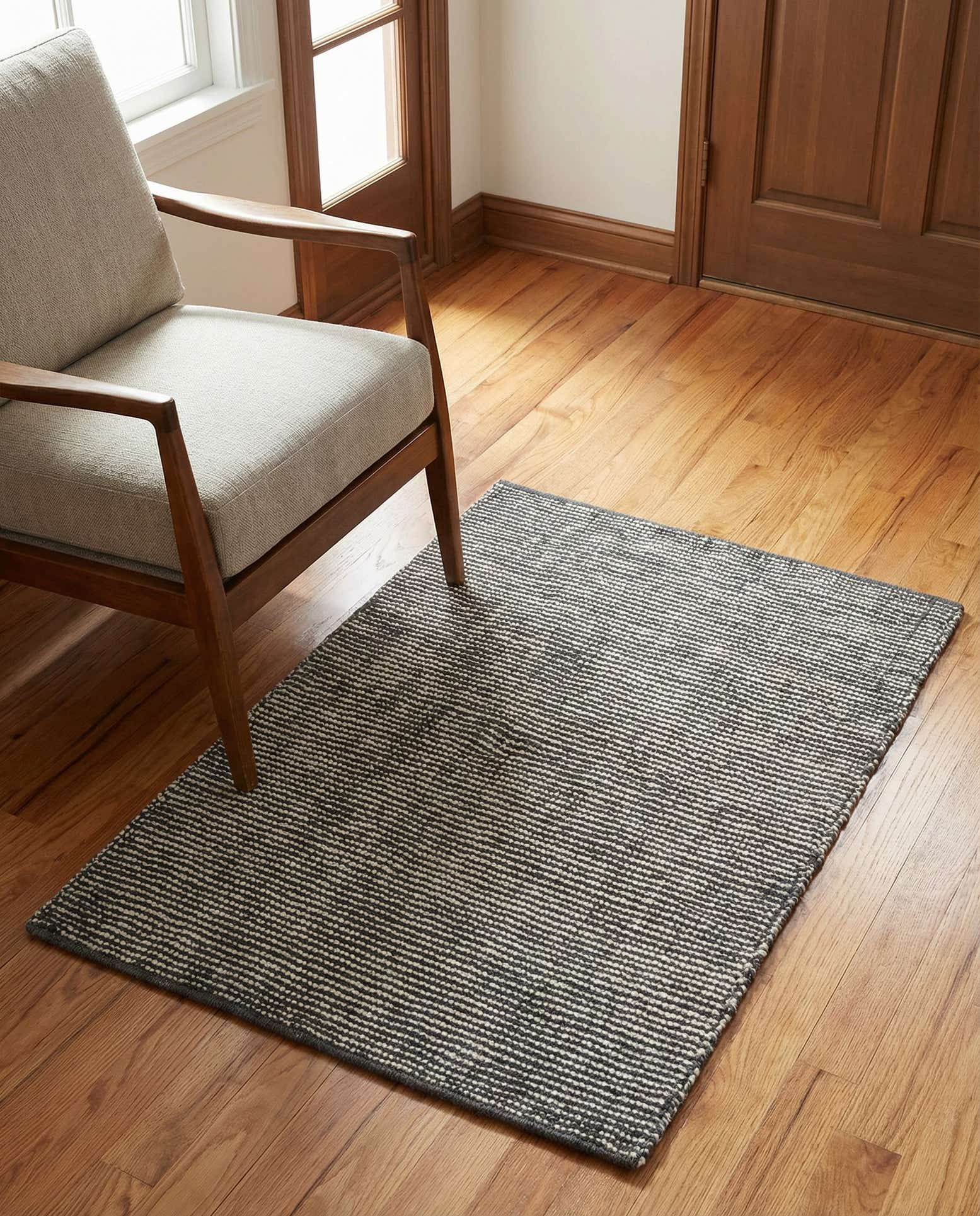 2' 2 x 3' 1 Hand Woven Jill Zarin English Manor Farmhouse Wool Rug