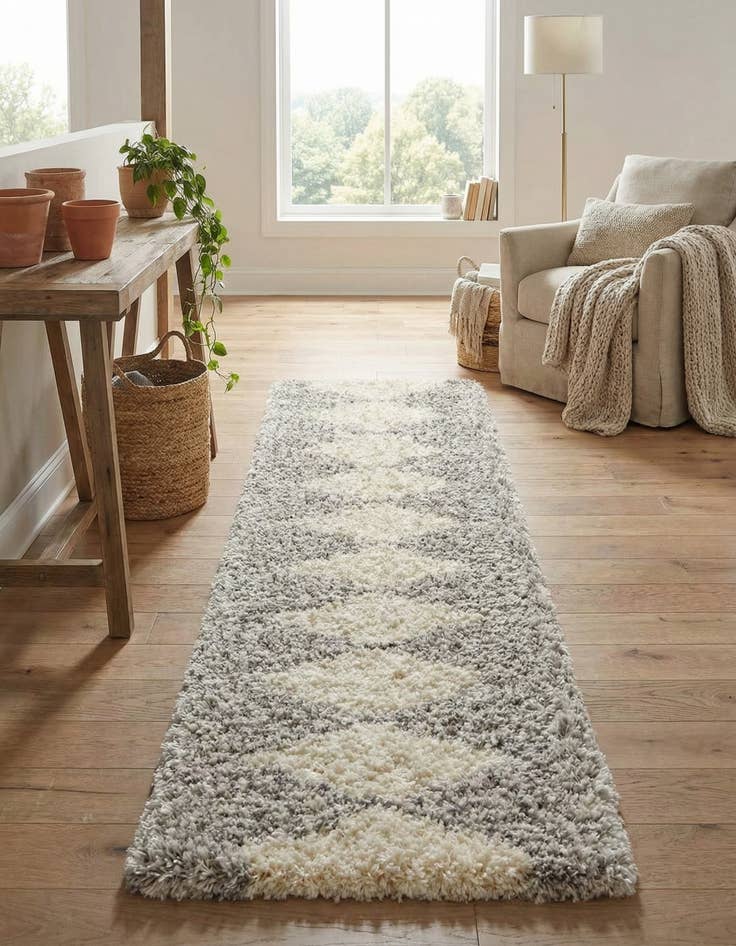 Detail image of 2' 7 x 12' Infinity Shag Runner Rug