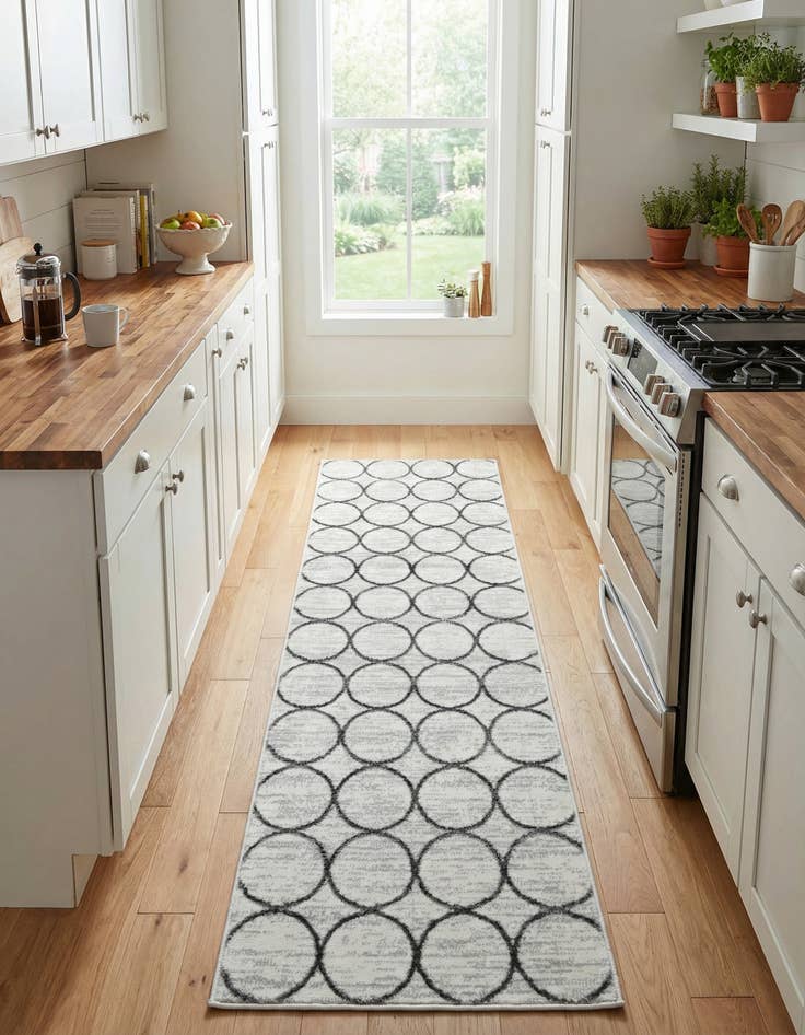 Detail image of 2' x 6' Lattice Trellis Runner Rug