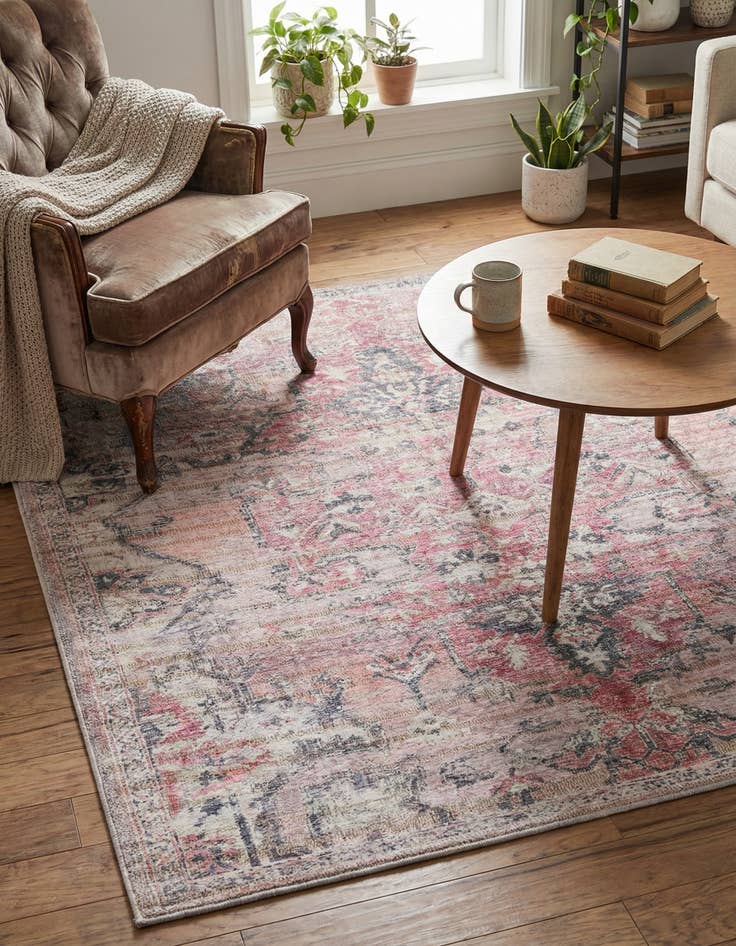 Detail image of 5' 3 x 5' 3 Washable Nostalgia Square Rug