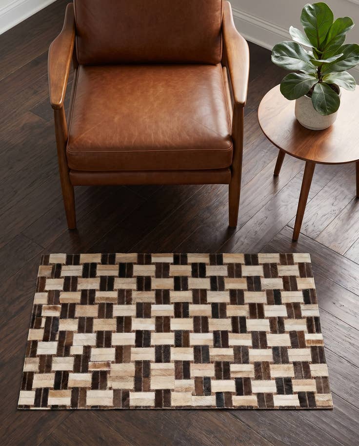 Detail image of 2' 11 x 4' 11 Cowhide - Patchwork Rug