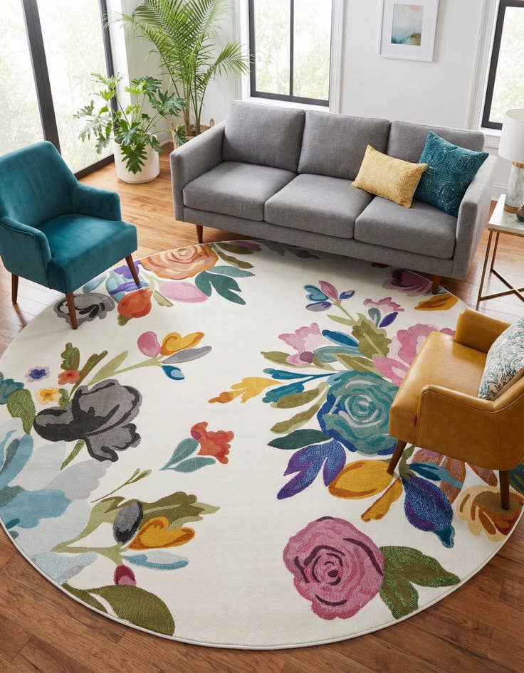 Detail image of 7' 10 x 7' 10 Blossom Round Rug