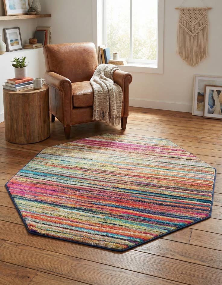 Detail image of 5' 3 x 5' 3 Azalea Octagon Rug