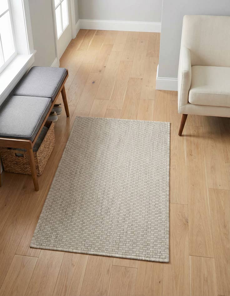 Detail image of 2' x 3'  Washable Solid Indoor / Outdoor Rug