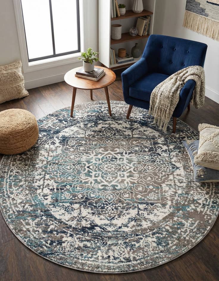 Detail image of 7' 10 x 7' 10 Arlington Round Rug