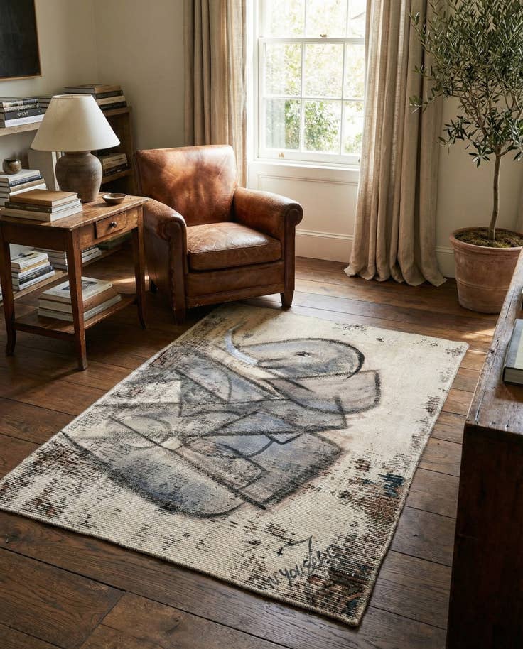 Detail image of 3' 2 x 4' 3 Hand Knotted Ultra Vintage Persian Wool Rug