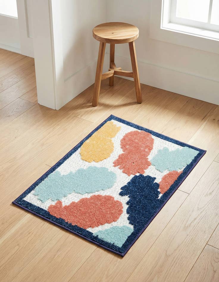 Detail image of 2' x 3'  Washable Belize Indoor / Outdoor Rug