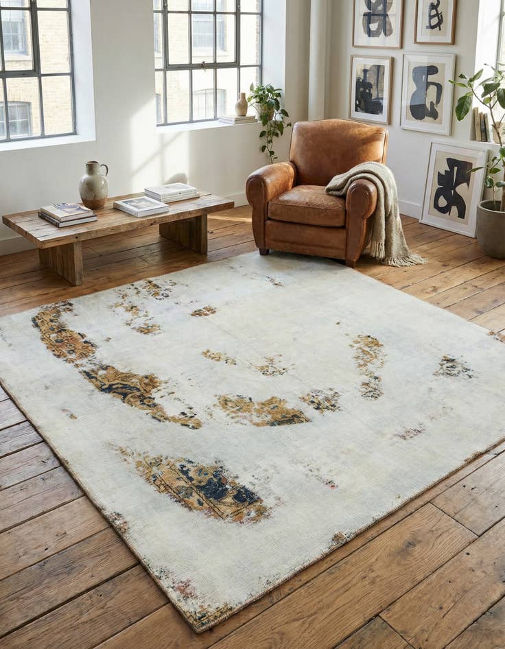 Detail image of 6' x 6' 5 Hand Knotted Ultra Vintage Persian Wool Square Rug