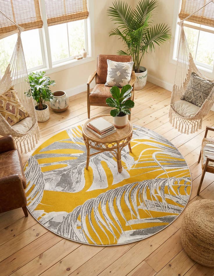 Detail image of 5' 3 x 5' 3 Blossom Round Rug