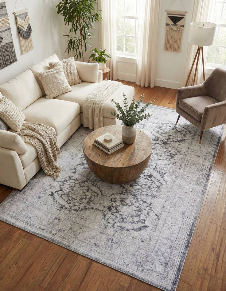 Detail image of 7' 6 x 10' 6 Timeless Rug