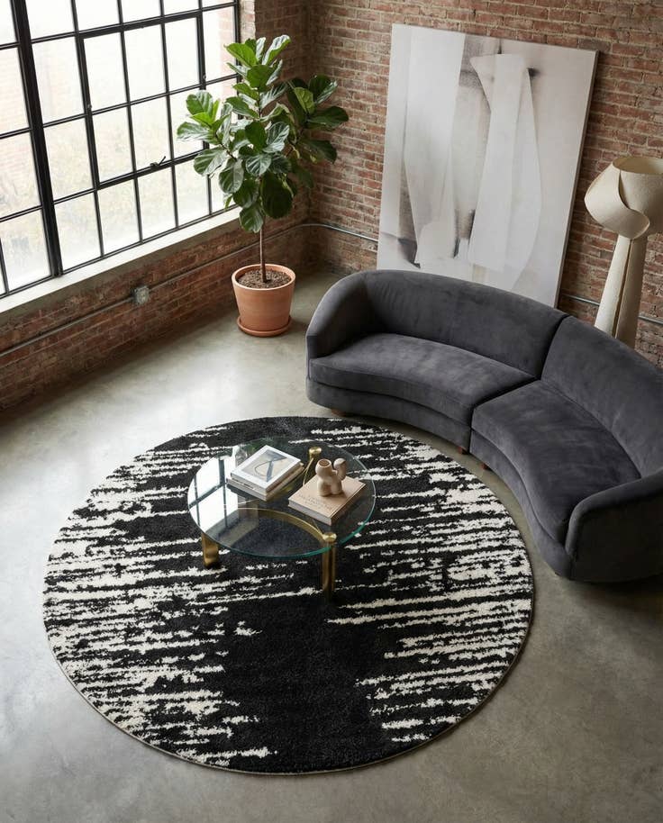 Detail image of 10' x 10' Serenity Shag Round Rug