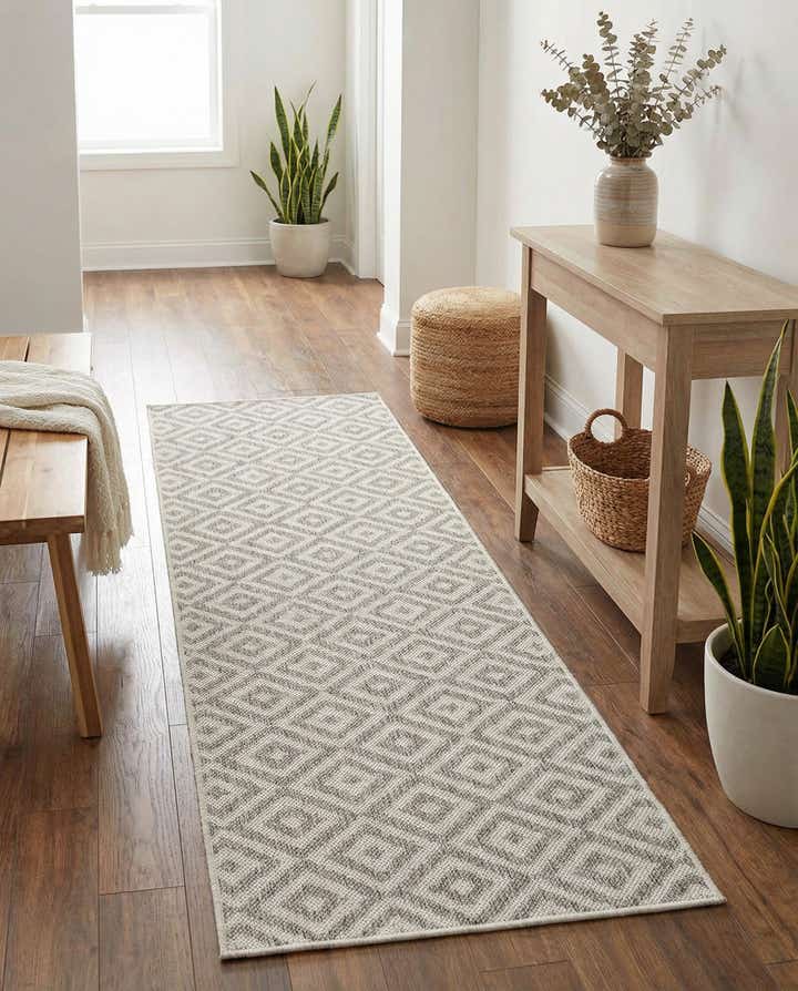 2' x 6' Easy-Clean Jill Zarin Costa Rica Indoor / Outdoor Runner Rug