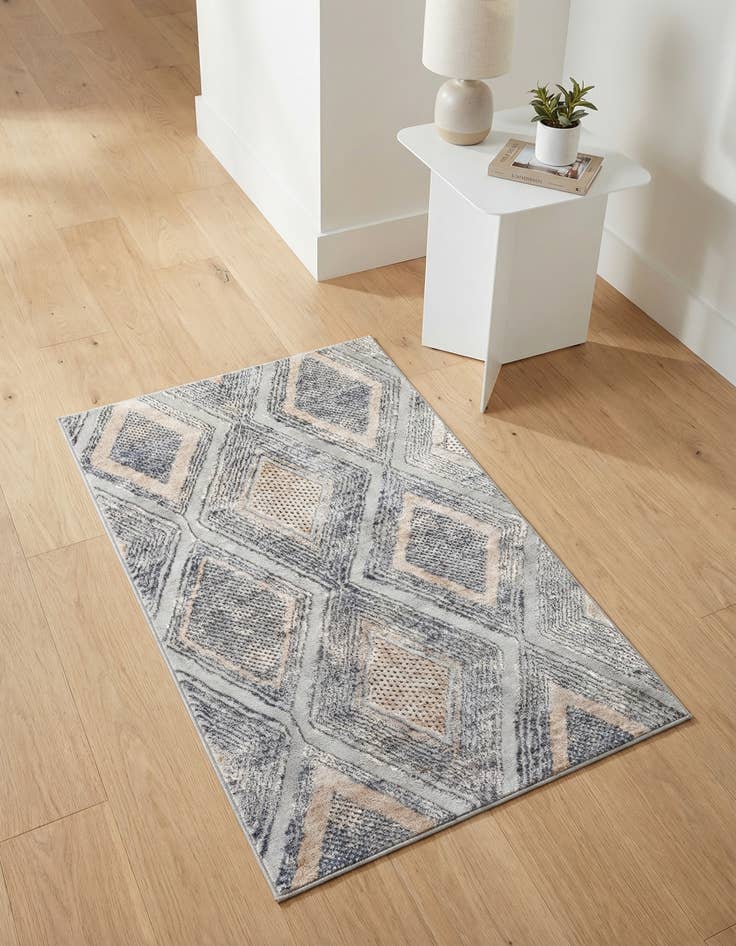 Detail image of 2' x 3' Caspian Rug