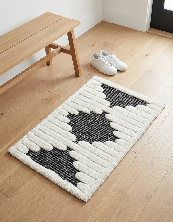 Detail image of 2' x 3' Prismatic Rug