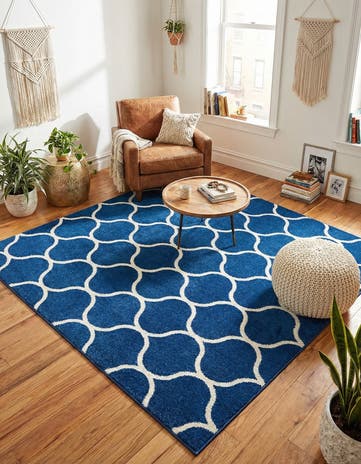7' x 7' Lattice Frieze Square Rug