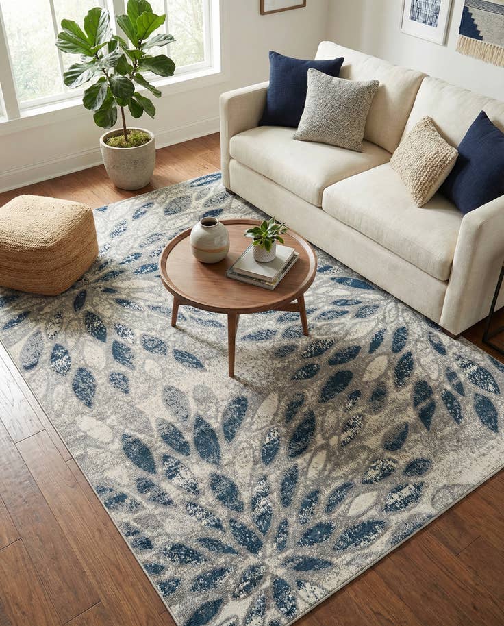 Detail image of 7' x 10' Charleston Rug