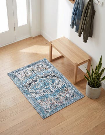 2' x 3' Washable Mangata Rug