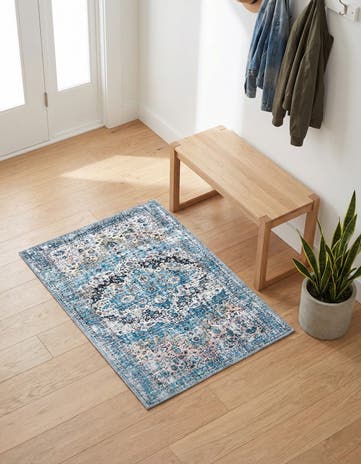 2' x 3' Washable Mangata Rug